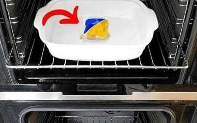 Uunin vaivattoman puhdistamisen niksi. Jopa palaneet palamat… Koko resepti 👇👇