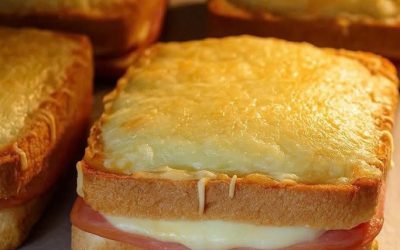🍞🥪 Croque Monsieur -voileipäresepti 🧀🥓  Katso lisää ohjeita ensimmäisestä kommentista 👇😍👇